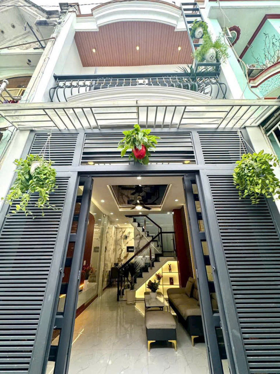 Nhà mới 2 tầng 32m2, Vuông – Phan Huy Ích QV - Ảnh chính